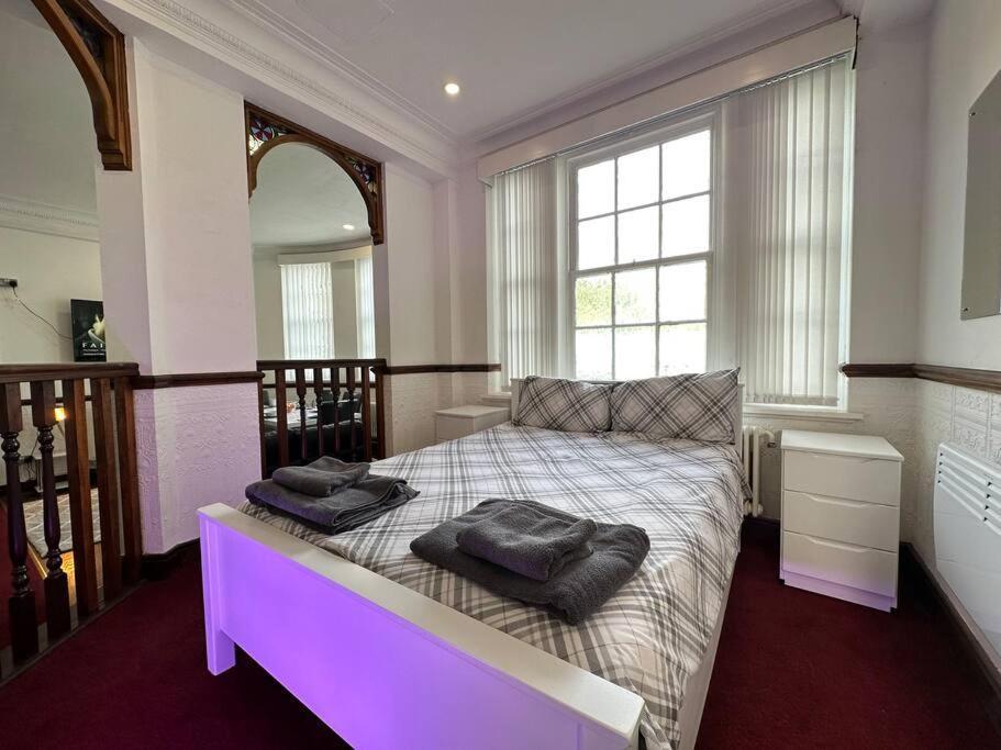 Modern Haven In Dudley With Free Parking! Apartment Birmingham